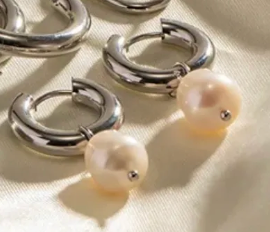 'Susan' Hoop Earrings