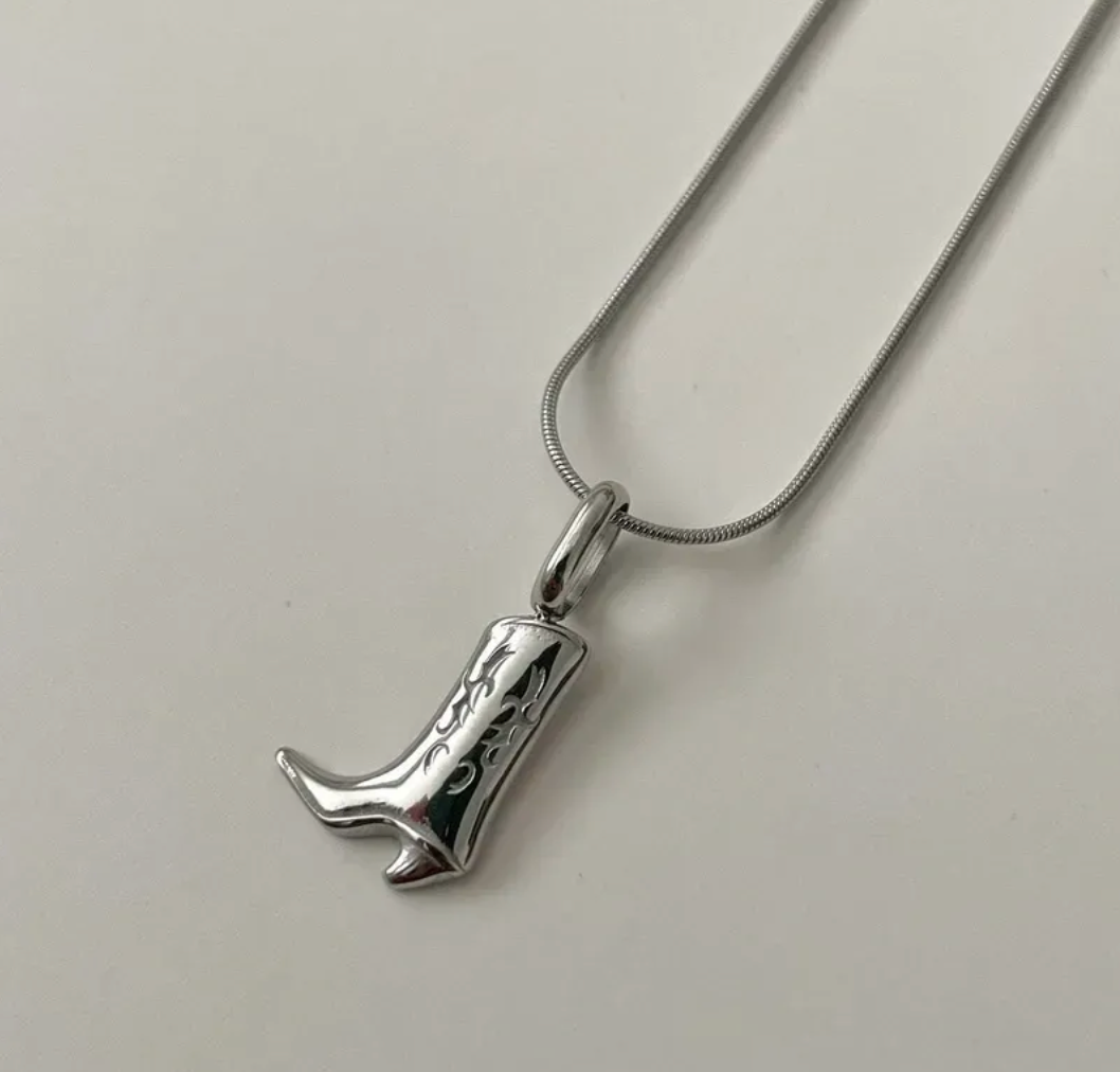 'Annalysa' Cowboy Boot Necklace